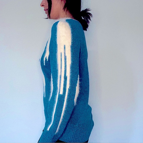 Fun fuzzy vintage sweater. Never used. Great condition & great for the holidays! - Picture 3 of 4